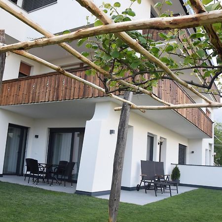 Haus Nummer 9 Apartment Marlengo Exterior photo