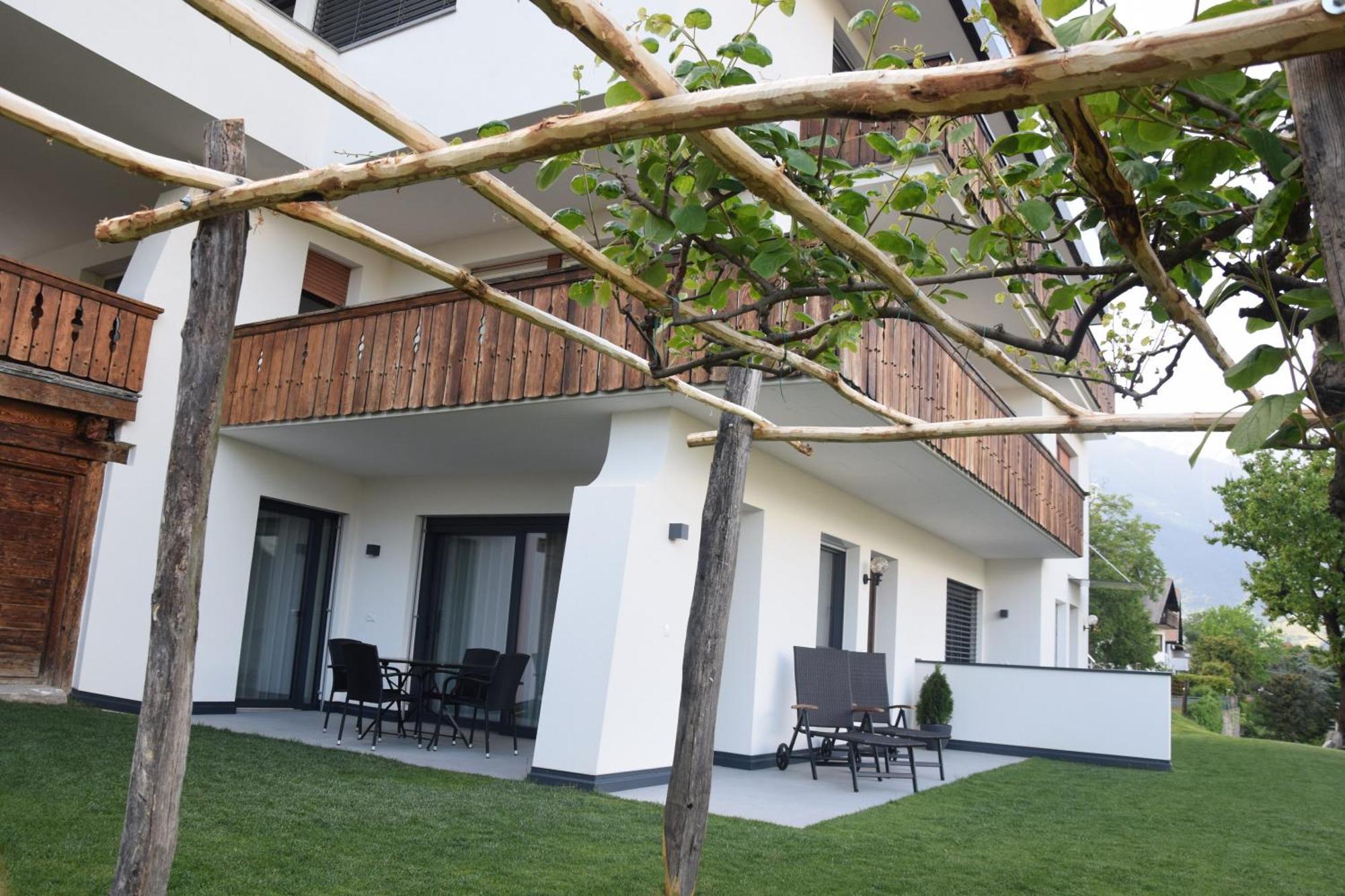 Haus Nummer 9 Apartment Marlengo Exterior photo